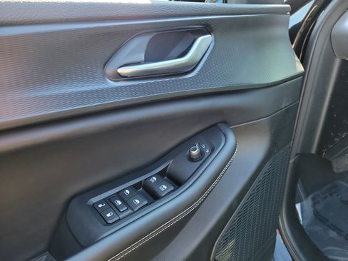 Used 2023 Jeep Grand Cherokee L Laredo AWD/4WD image 18