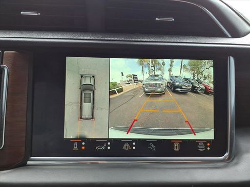 Used 2023 GMC Yukon XL Denali Ultimate image 21