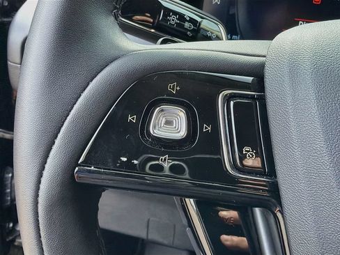 Used 2024 Lincoln Corsair AWD image 12