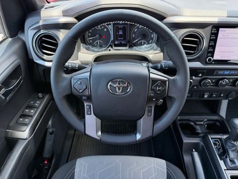 Used 2023 Toyota Tacoma TRD Off-Road AWD/4WD image 14
