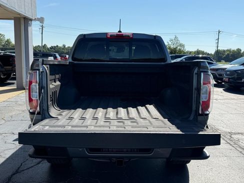 Used 2022 GMC Canyon Denali AWD/4WD image 4