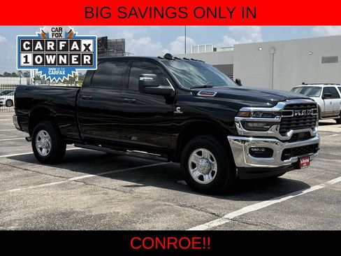 Used 2026 RAM 2500 Tradesman AWD/4WD image 3