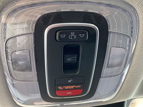 Used 2025 Hyundai Elantra SEL FWD image 32