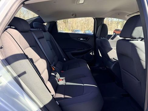 Used 2017 Chevrolet Malibu LS image 13