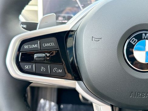 New 2026 BMW 330i Sedan w/ M Sport Package RWD image 38