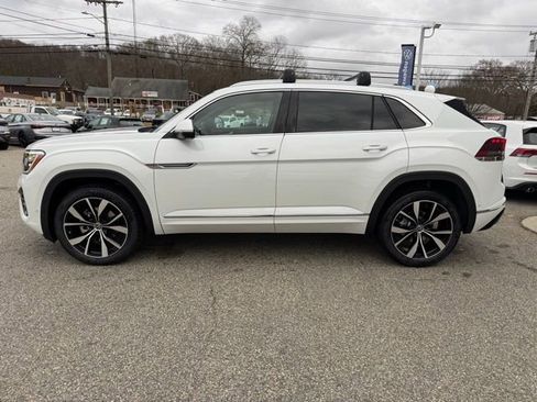 New 2026 Volkswagen Atlas Cross Sport SEL Premium R-Line AWD/4WD image 8