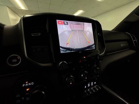 New 2026 RAM 1500 4x4 Crew Cab image 15