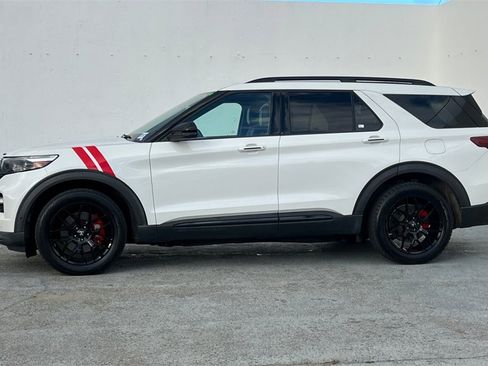 Used 2020 Ford Explorer ST w/ ST Street Pack image 6