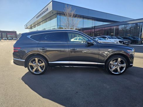 Used 2024 Genesis GV80 3.5T w/ Prestige Package image 3