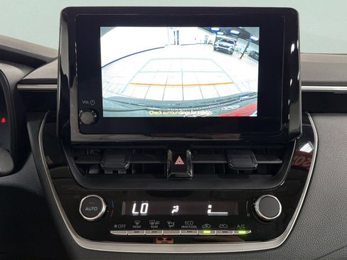 Used 2026 Toyota Corolla LE FWD image 26