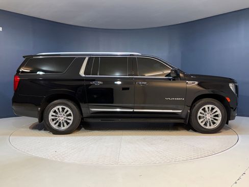 Used 2022 GMC Yukon XL SLT RWD image 8