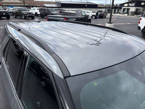 Used 2025 Ford Explorer ST-Line w/ ST-Line Street Pack image 29