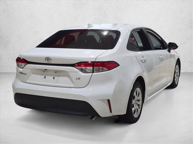 Used 2024 Toyota Corolla LE FWD image 5