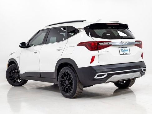 Used 2023 Kia Seltos EX image 31