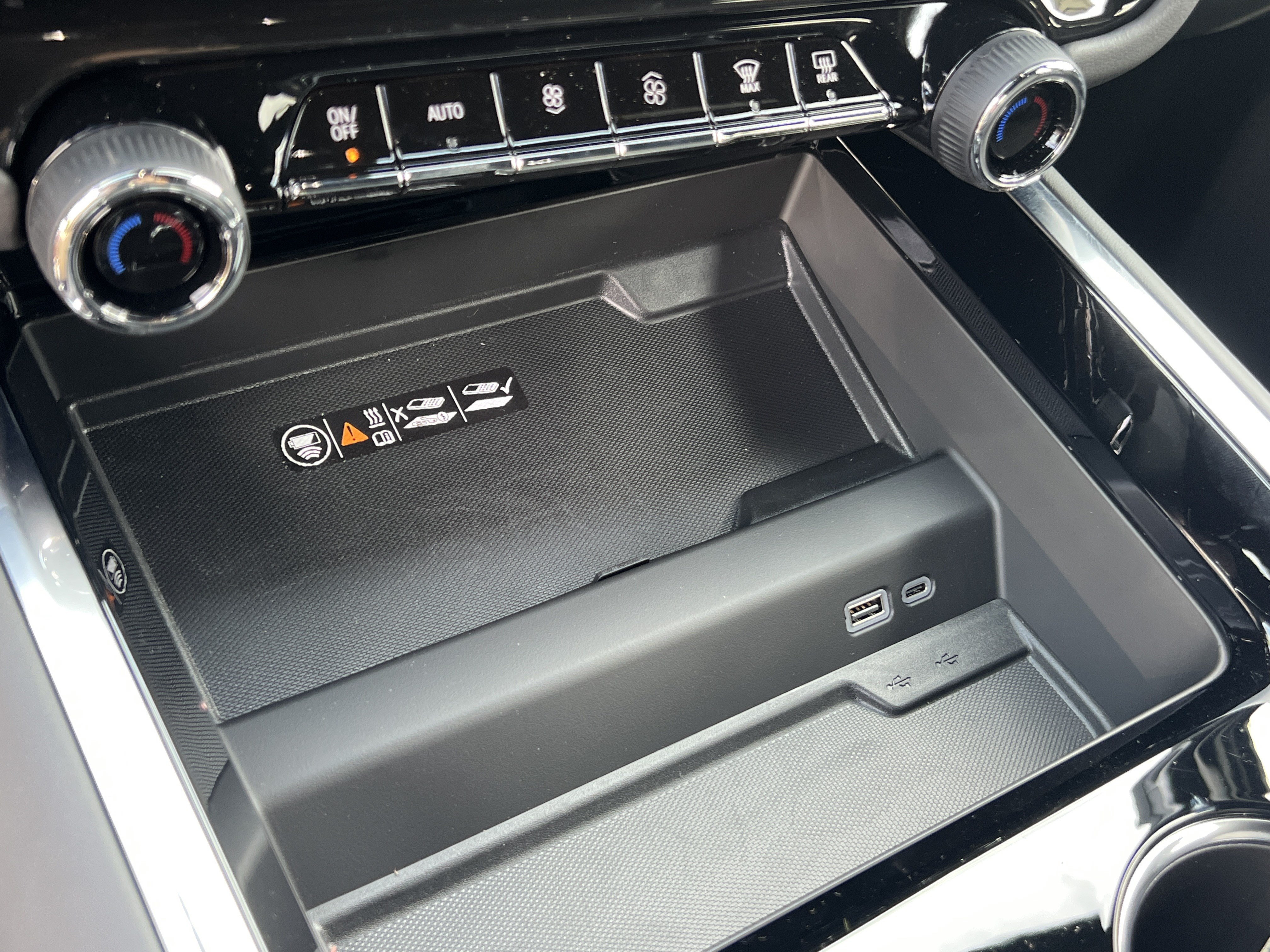 New 2027 Chevrolet Tahoe High Country AWD/4WD image 31
