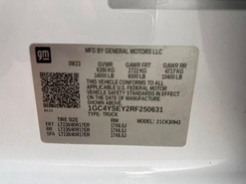 Used 2024 Chevrolet Silverado 3500 W/T image 48