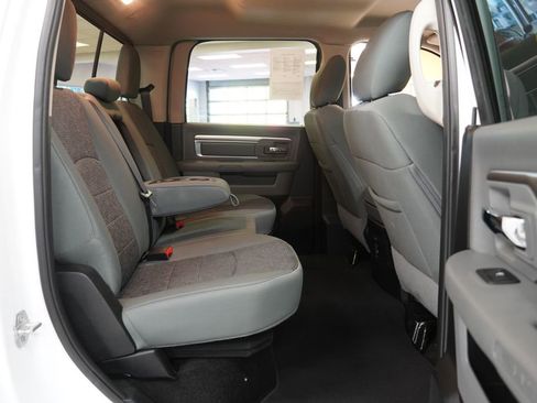 Used 2018 RAM 1500 Big Horn AWD/4WD image 31