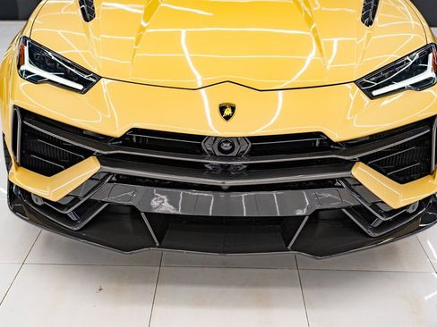 Used 2023 Lamborghini Urus Performante AWD/4WD image 7