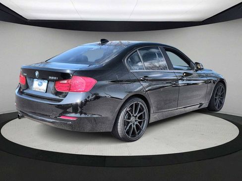Used 2014 BMW 320i xDrive Sedan AWD/4WD image 8