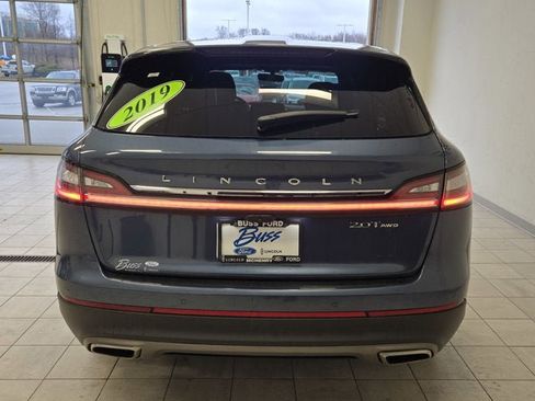 Used 2019 Lincoln Nautilus Select image 14