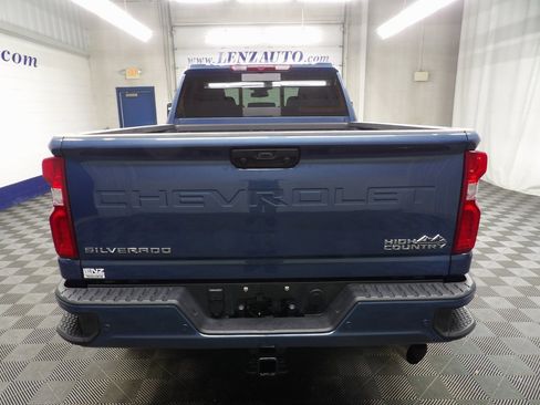 Used 2024 Chevrolet Silverado 2500 High Country image 41