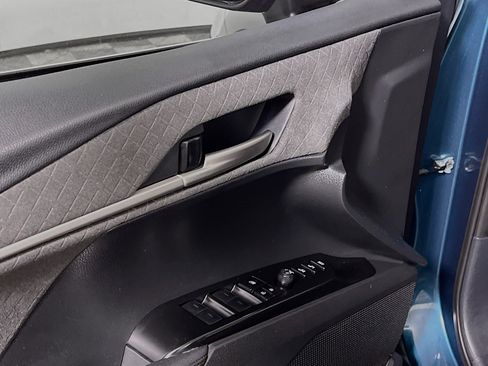 Used 2025 Toyota Camry XLE w/ Premium Plus Package FWD image 17