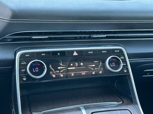 Used 2023 Genesis GV80 3.5T Prestige image 21