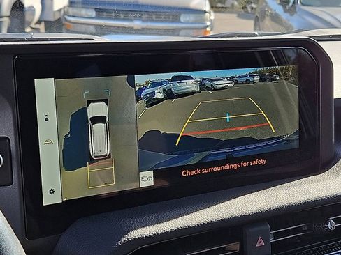 Used 2025 Toyota Land Cruiser image 16