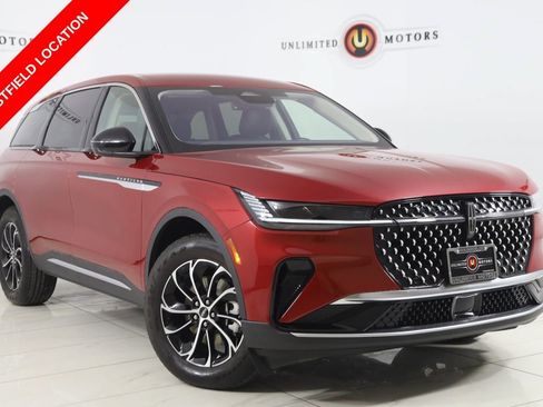 Used 2025 Lincoln Nautilus Premier AWD/4WD image 1