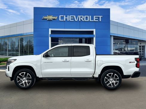 Certified 2023 Chevrolet Colorado Z71 w/ Z71 Convenience Package 2 image 2