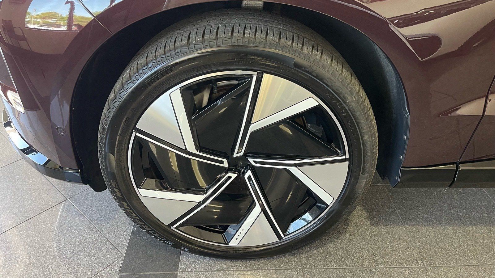 Used 2025 Volvo EX90 Ultra AWD/4WD image 21