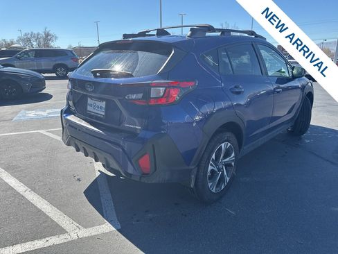 Used 2025 Subaru Crosstrek 2.0i Premium image 7