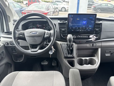 Used 2024 Ford Transit 350 XLT image 12