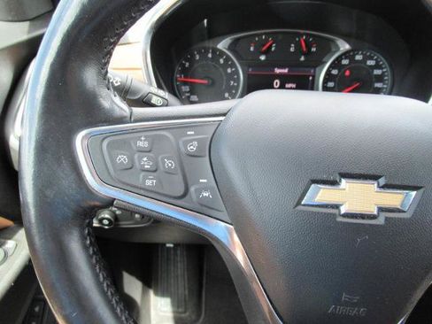 Used 2021 Chevrolet Equinox Premier FWD image 21