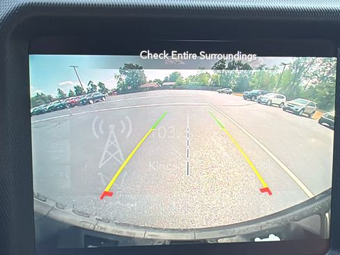 Used 2022 Jeep Wrangler Unlimited Sahara AWD/4WD image 15