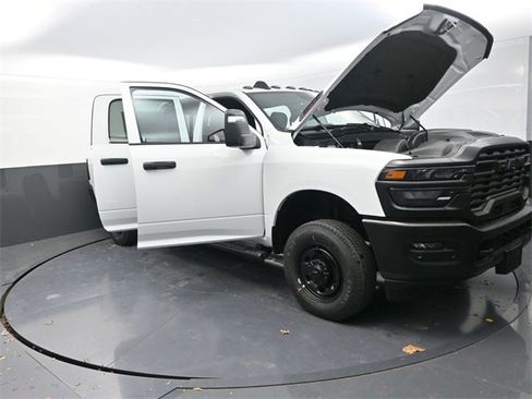 New 2026 RAM 2500 Tradesman image 25
