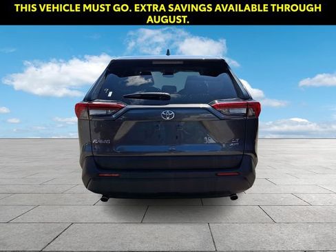 Used 2025 Toyota RAV4 LE AWD/4WD image 7