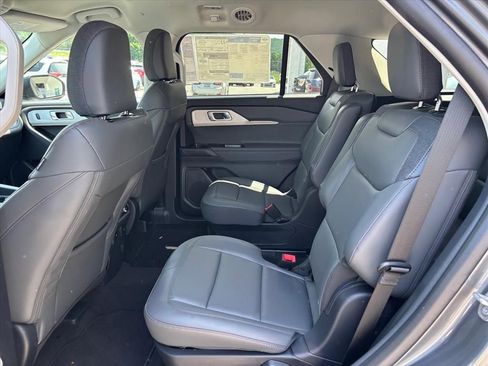 New 2026 Ford Explorer Active w/ Active Comfort Package AWD/4WD image 10