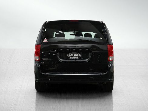 Used 2017 Dodge Grand Caravan SE w/ Power Window Group image 5