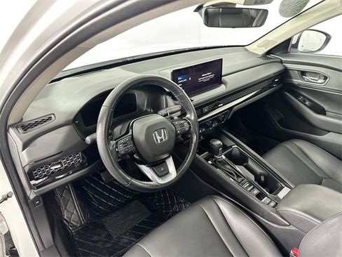 Used 2025 Honda Accord Touring image 21