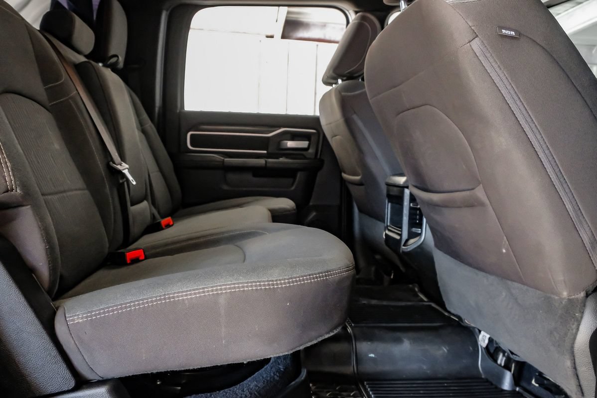 Used 2024 RAM 2500 Big Horn w/ Night Edition AWD/4WD image 34