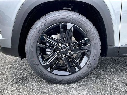 New 2026 Chevrolet Trax ACTIV w/ Driver Confidence Package FWD image 7