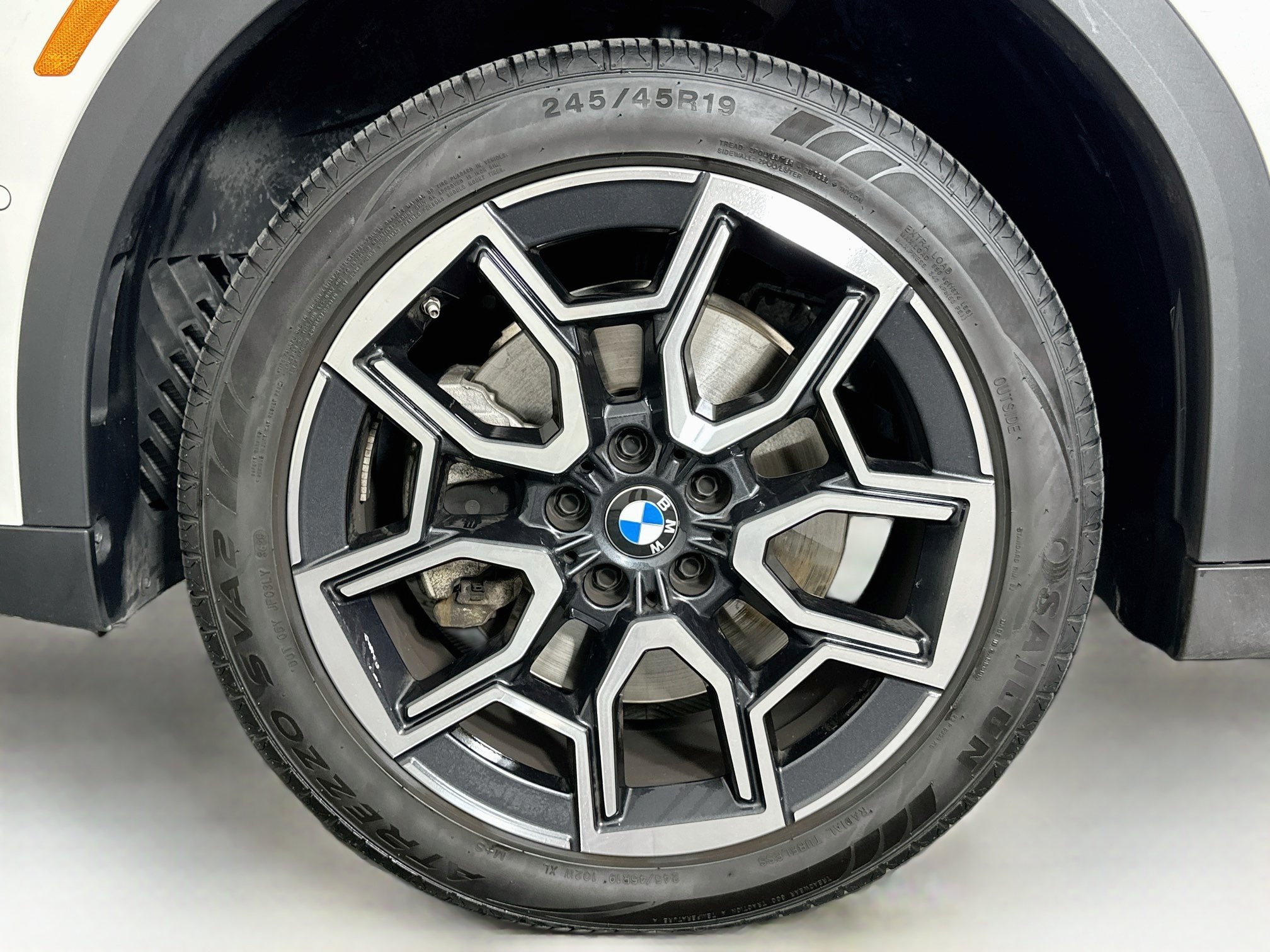 Used 2026 BMW X2 xDrive28i w/ Convenience Package AWD/4WD image 11