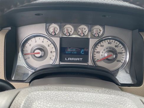 Used 2010 Ford F150 Lariat image 29