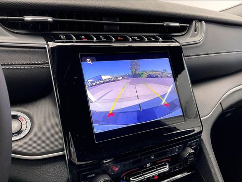 New 2025 Jeep Grand Cherokee Laredo X w/ Luxury Tech Group I image 13