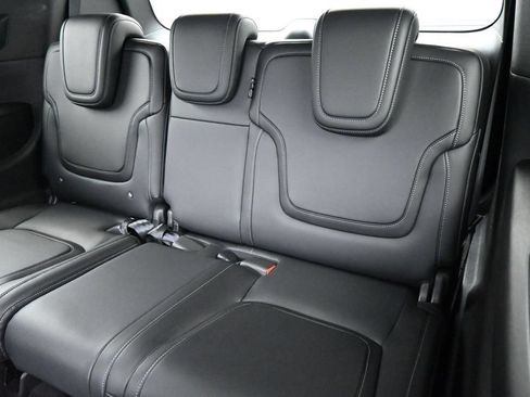 Used 2026 Nissan Armada PRO-4X AWD/4WD image 22