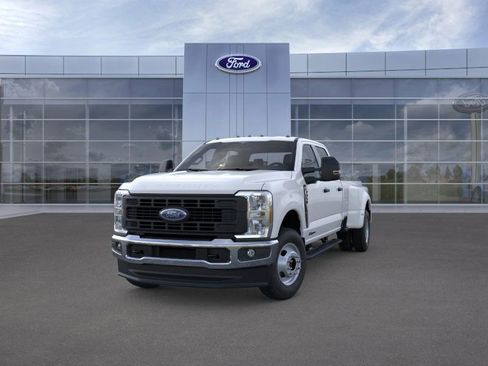 New 2026 Ford F350 XL image 2