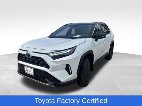 Certified 2025 Toyota RAV4 XSE w/ Advanced Technology Package AWD/4WD image 1