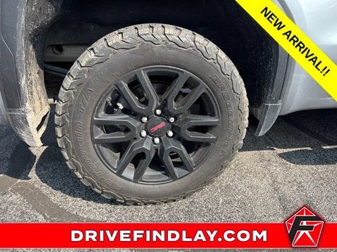 Used 2024 GMC Sierra 1500 Elevation w/ LPO, Elevation Black Package AWD/4WD image 6