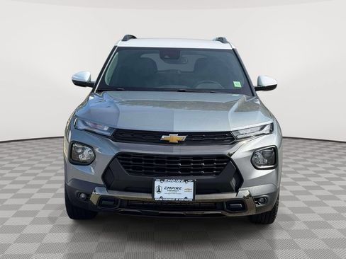 Used 2023 Chevrolet TrailBlazer ACTIV w/ Convenience Package AWD/4WD image 2
